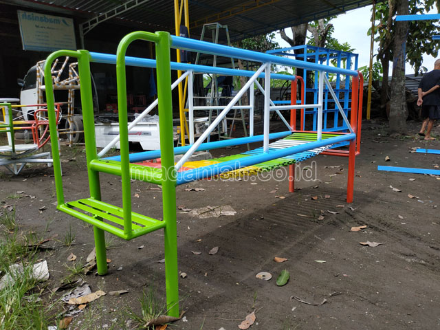 Jual Murah Mainan Jembatan Rantai Goyang Anak TK Ngawi