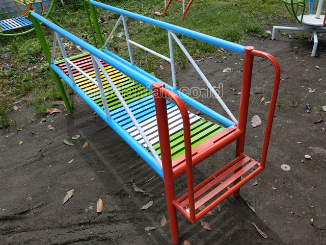 Jual Murah Mainan Jembatan Rantai Goyang Anak TK Sampang