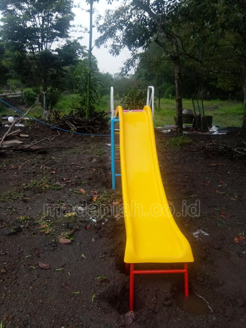 Jual Murah Mainan Perosotan Fiber Anak TK PAUD Sumenep