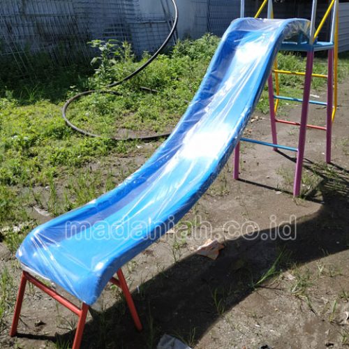 Jual Murah Mainan Perosotan Fiber Anak TK PAUD Yalimo Jual Murah Mainan Perosotan Fiber Anak TK PAUD Yalimo
