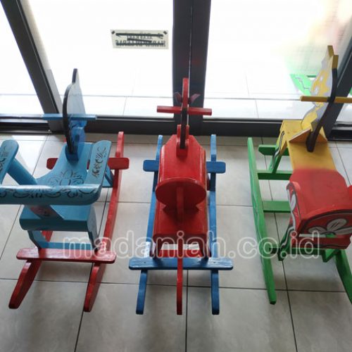 Jual Harga Murah Mainan Kuda Goyang Anak TK PAUD Kotabaru Jual Harga Murah Mainan Kuda Goyang Anak TK PAUD Kotabaru