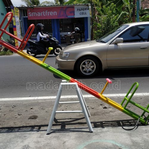 Jual Harga Murah Mainan Jungkitan Anak TK PAUD Lingga
