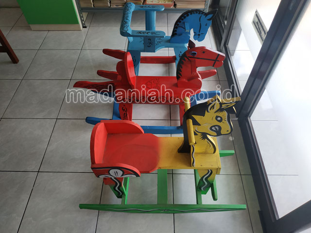 Jual Harga Murah Mainan Kuda Goyang Anak TK PAUD Kampar