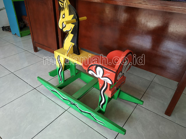 Jual Harga Murah Mainan Kuda Goyang Anak TK PAUD Padang