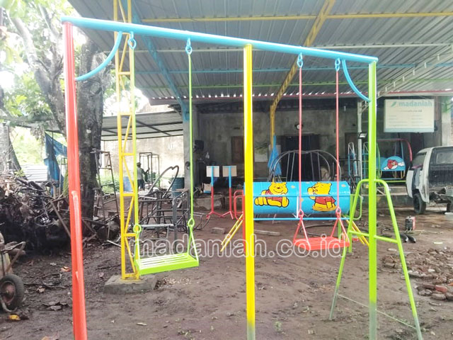 Jual Harga Murah Toko Mainan Ayunan Anak TK PAUD Soppeng