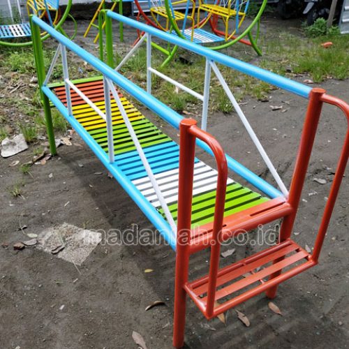 Jual Murah Mainan Jembatan Rantai Goyang Anak TK Kaimana