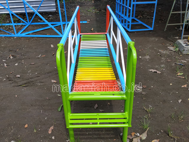 Jual Murah Mainan Jembatan Rantai Goyang Anak TK Labuhanbatu Utara
