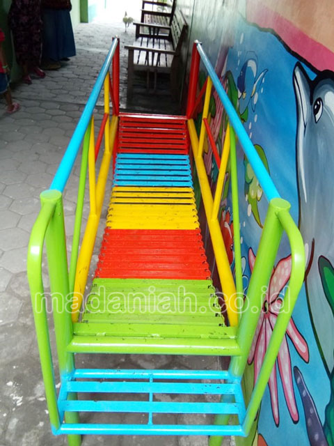 Jual Murah Mainan Jembatan Rantai Goyang Anak TK PAUD Gorontalo
