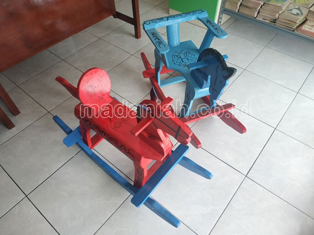 Jual Murah Mainan Kuda Goyang Anak TK PAUD Banggai Kepulauan