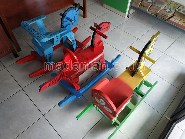 Jual Murah Mainan Kuda Goyang Anak TK PAUD Lombok Barat