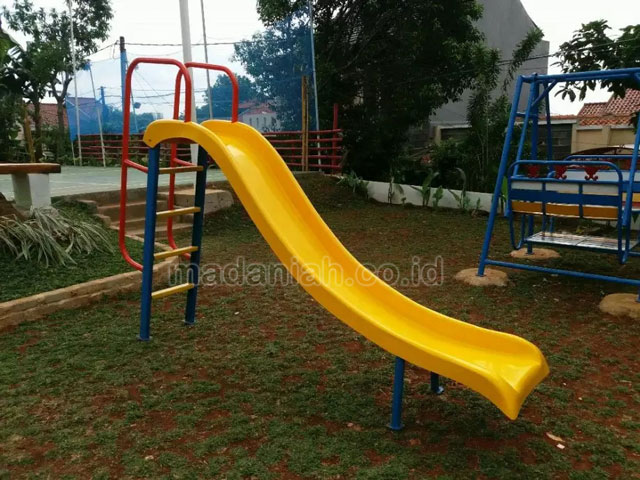 Jual Murah Mainan Perosotan Fiber Anak TK PAUD Kampar