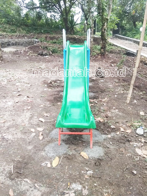 Jual Murah Mainan Perosotan Fiber Anak TK PAUD Lima Puluh Kota
