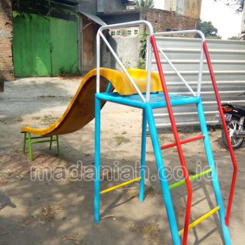 Jual Murah Mainan Perosotan fiber Anak TK Pegunungan Bintang