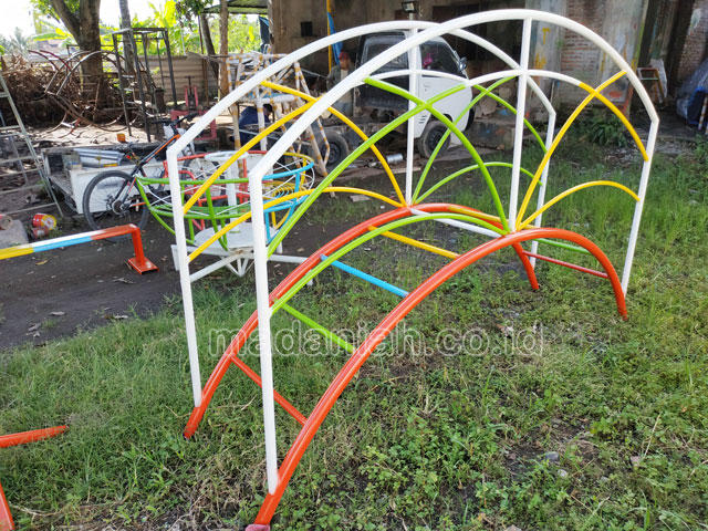 Jual Murah Mainan Tangga Majemuk Setengah Lingkaran TK Kota Medan