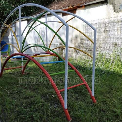 Jual Murah Mainan Tangga Majemuk Setengah Lingkaran TK Payakumbuh