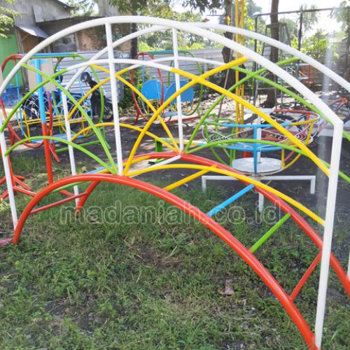 Jual Murah Mainan Tangga Majemuk Setengah Lingkaran TK Sabu Raijua