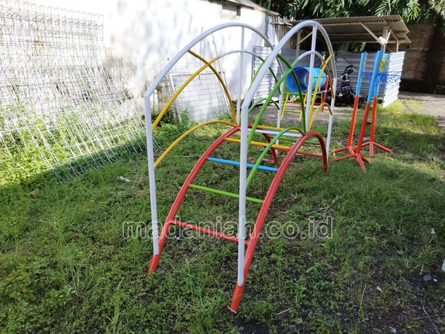Jual Murah Tangga Majemuk Setengah Lingkaran TK Hulu Sungai Selatan