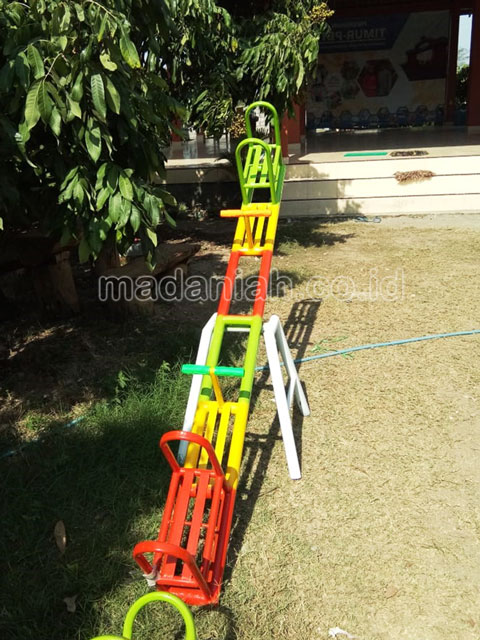 Jual Harga Murah Mainan Jungkitan Anak TK PAUD Nagan Raya