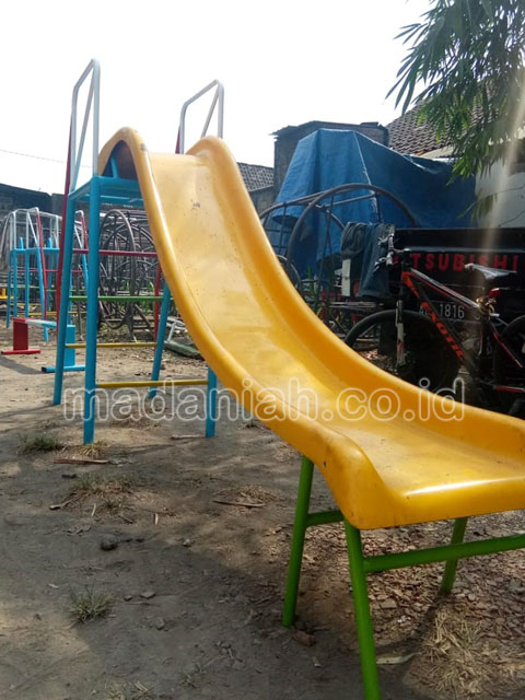 Jual Murah Mainan Perosotan Fiber Anak TK PAUD Simeulue