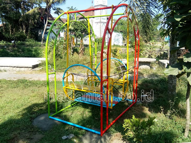 Jual Harga Murah Toko Mainan Ayunan Anak TK PAUD Sekadau
