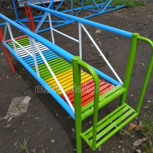 Jual Murah Mainan Jembatan Rantai Goyang Anak TK Maluku Tengah