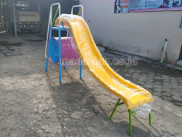 Jual Murah Mainan Perosotan Fiber Anak TK PAUD Tulang Bawang