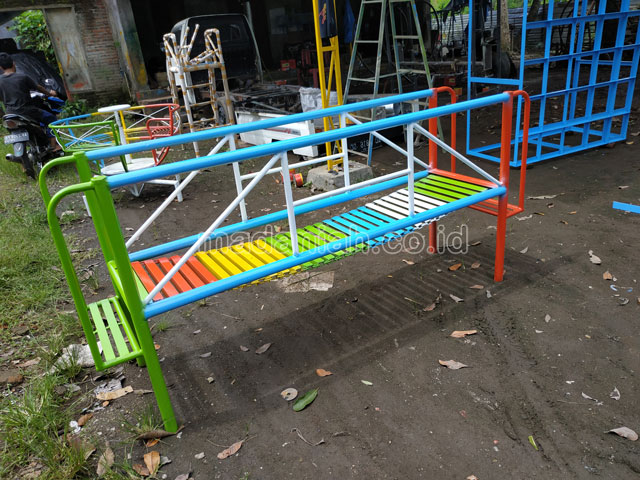 Jual Murah Mainan Jembatan Rantai Goyang Anak TK Buton Selatan