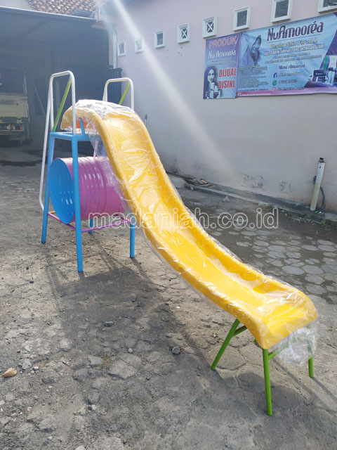 Jual Murah Mainan Perosotan Fiber Anak TK PAUD Enrekang