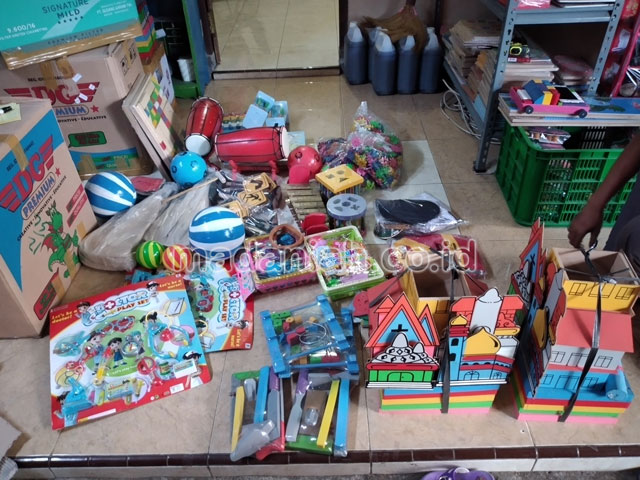 Toko Alat Peraga Edukatif Medan Barat