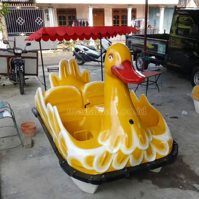 Jual Harga Murah Pabrik Produsen Sepeda Air Fiberglass Intan Jaya