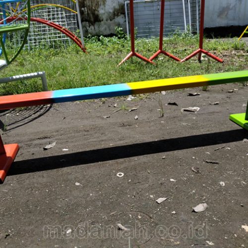 Jual Murah Mainan Papan Titian Anak TK PAUD Nias Jual Murah Mainan Papan Titian Anak TK PAUD Nias