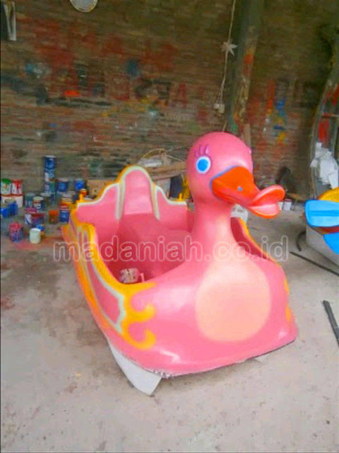 Jual Harga Murah Pabrik Produsen Sepeda Air Fiberglass Cirebon