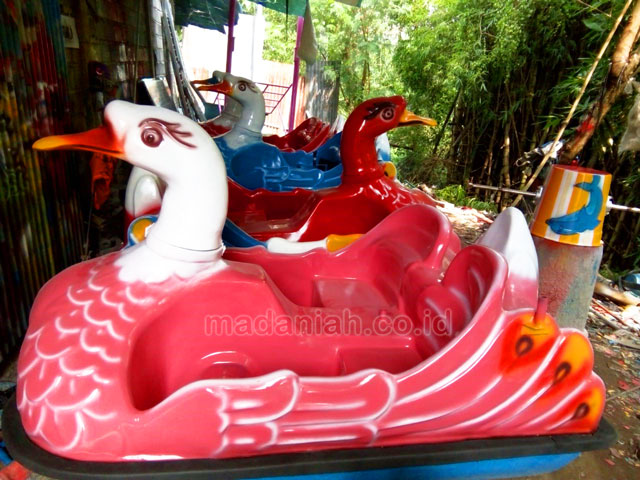 Jual Harga Murah Pabrik Produsen Sepeda Air Fiberglass Jombang