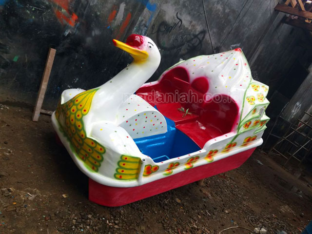 Jual Harga Murah Pabrik Produsen Sepeda Air Fiberglass Magelang
