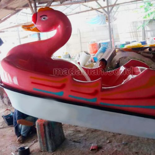 Jual Harga Murah Pabrik Produsen Sepeda Air Fiberglass Salatiga