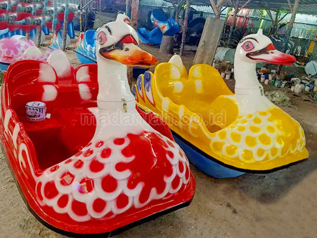 Jual Harga Murah Pabrik Produsen Sepeda Air Fiberglass Sawahlunto