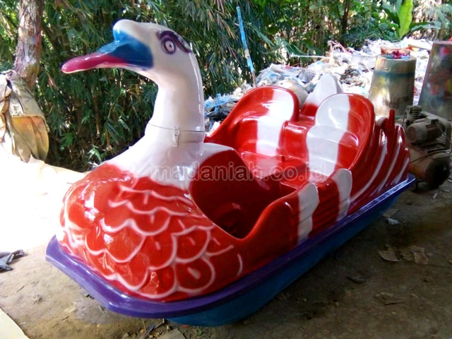 Jual Harga Murah Pabrik Produsen Sepeda Air Fiberglass Tojo Una-Una