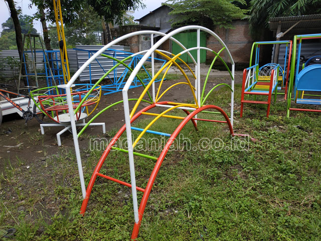Jual Mainan Tangga Majemuk Setengah Lingkaran TK Pasaman Barat