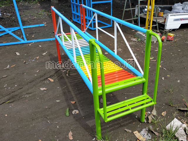 Jual Murah Mainan Jembatan Rantai Goyang Anak TK Padang Panjang