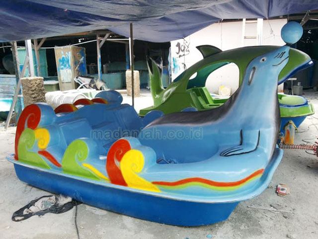 Jual Murah Pabrik Produsen Sepeda Air Fiberglass Minahasa Utara