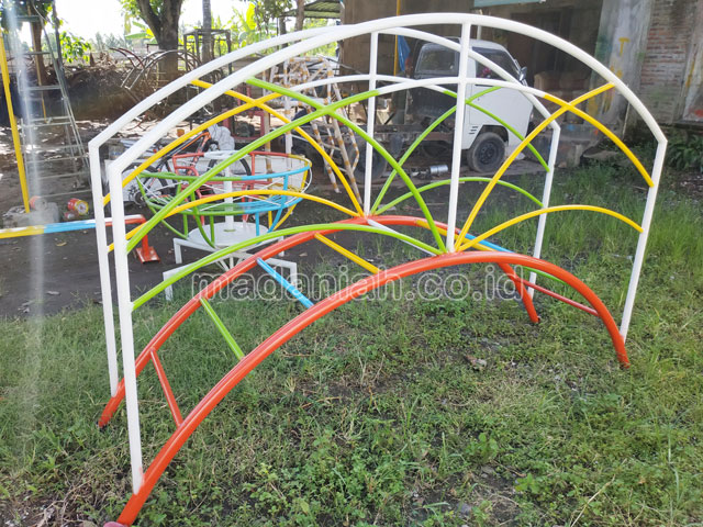 Jual Tangga Majemuk Setengah Lingkaran TK Ogan Komering Ulu Timur