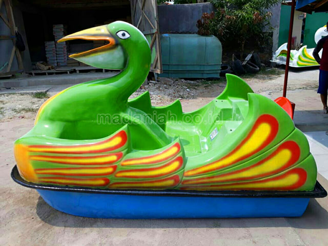 Jual Harga Murah Produsen Sepeda Air Fiberglass Luwu