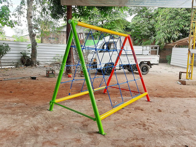 Jual Mainan Panjat Tambang Segitiga Anak TK Kota Sungai Penuh