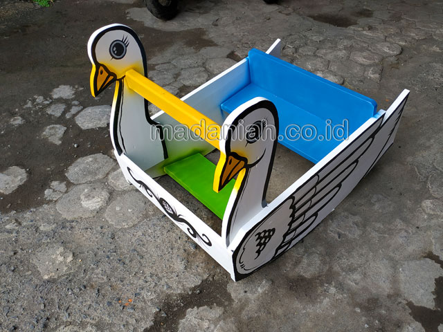 Jual Murah Mainan Angsa Goyang Anak TK PAUD Bandar Lampung