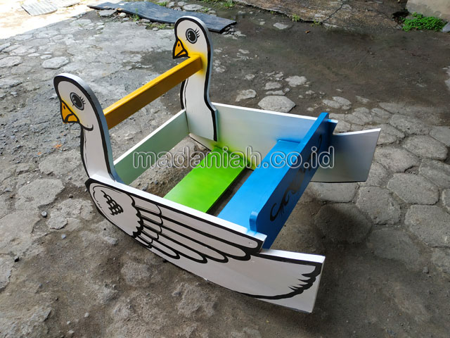 Jual Murah Mainan Angsa Goyang Anak TK PAUD Muna Barat
