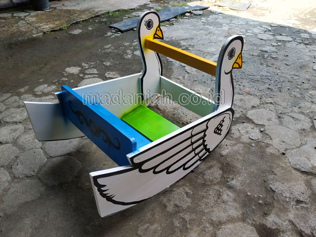 Jual Murah Mainan Angsa Goyang Anak TK PAUD Nagekeo