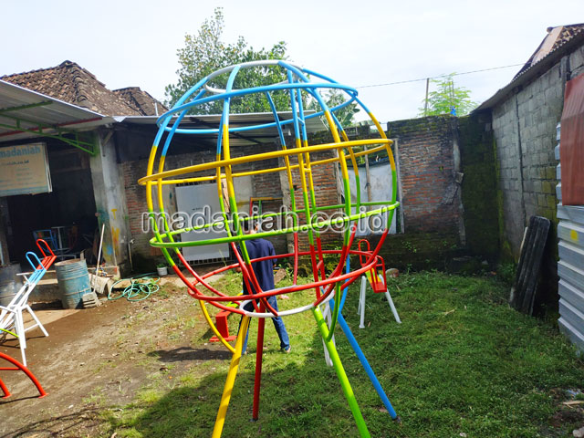 Jual Murah Mainan Bola Dunia Anak TK PAUD Empat Lawang