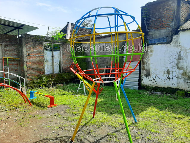 Jual Murah Mainan Bola Dunia Anak TK PAUD Fakfak
