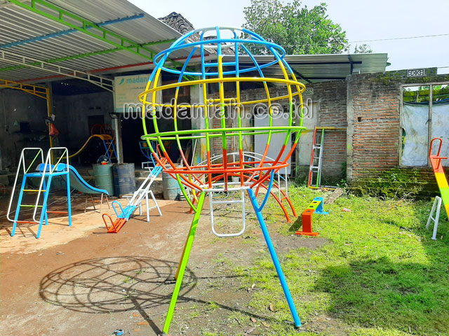 Jual Murah Mainan Bola Dunia Anak TK PAUD Kota Kendari
