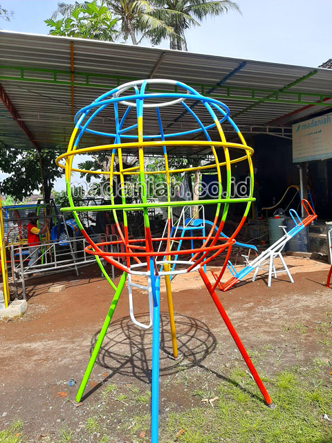 Jual Murah Mainan Bola Dunia Anak TK PAUD Timor Tengah Selatan